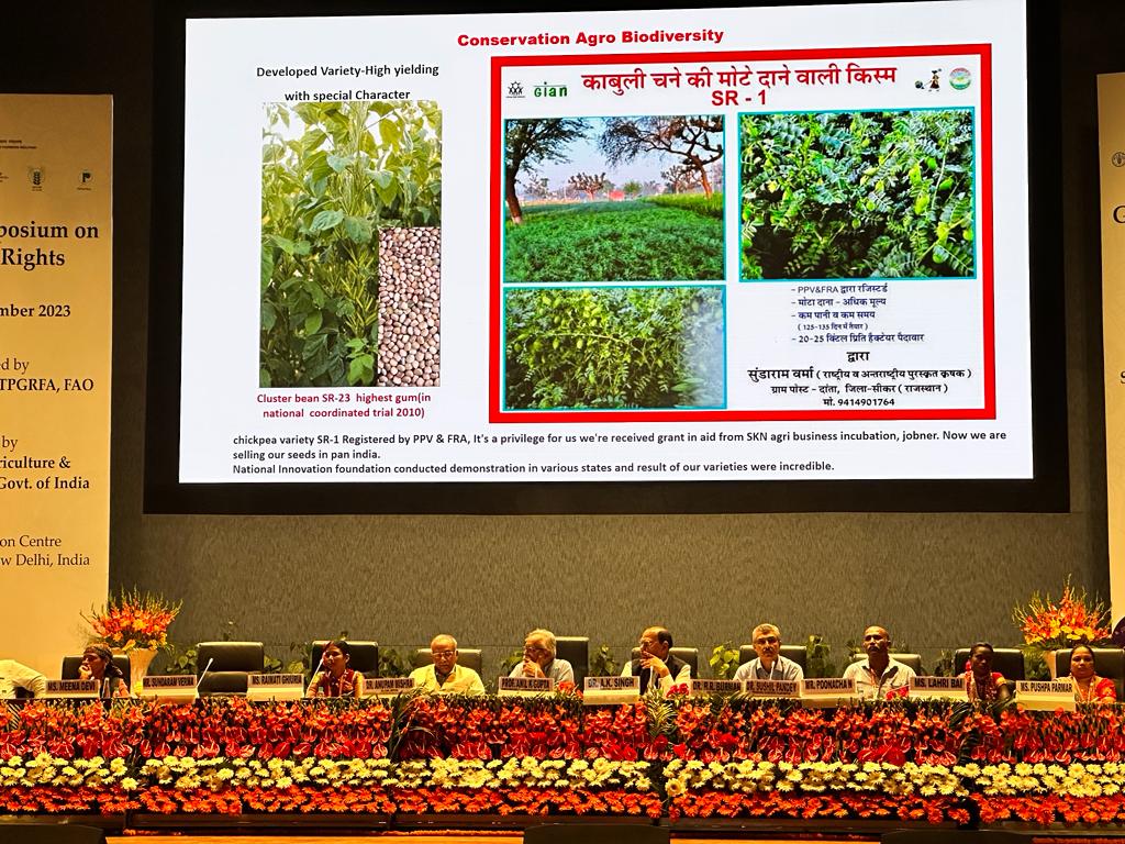 Hon’ble Vice Chancellor, CAU-Imphal, Dr Anupam Mishra co chairing and suggested the farmers forum for taking the perspective of preserving the underutilised nutritious vegetables diversity of North East India  during the   Global Symposium on Farmers’ Rights on  13/09/2023 at ICAR Convention Centre, NASC Complex, New Delhi organised by Secretariat of the ITPGRFA, FAO hosted by Ministry of Agriculrure & Farmers Welfare, GoI