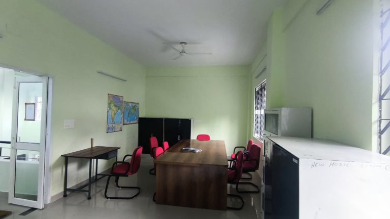 WhatsApp Image 2025-12-03 at 14.51.09 (1)